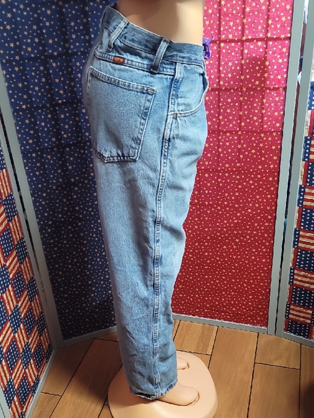 Men's Light Blue Relaxed Fit Jeans - Picture 5 of 5